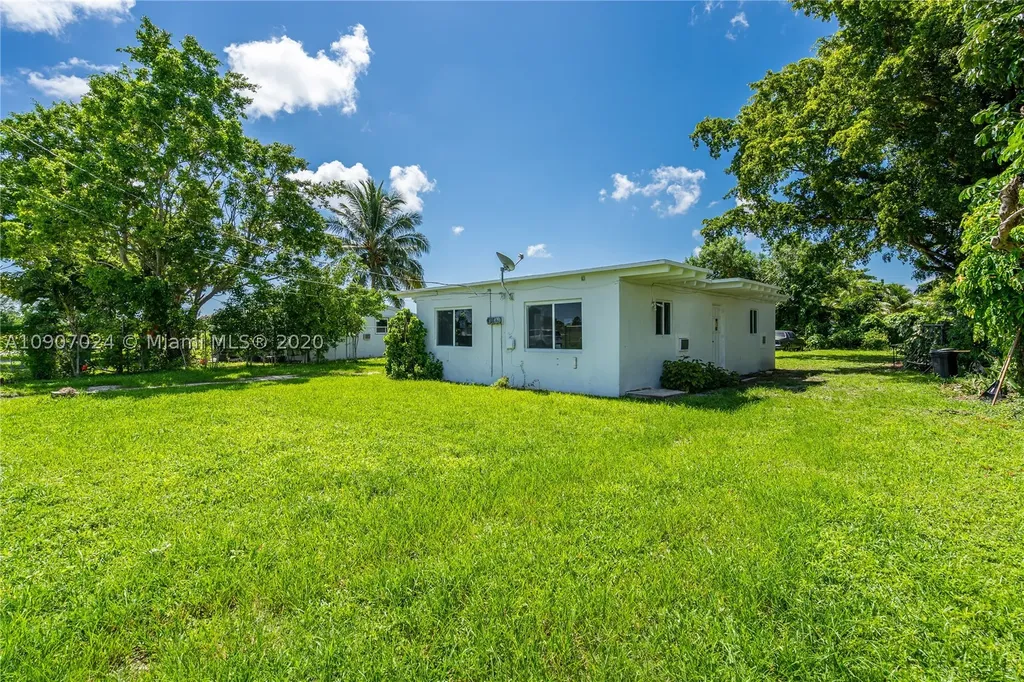 11760 SW 212th Street Miami FL 33177