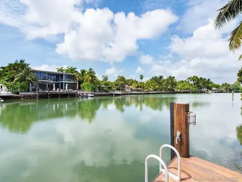 3427 N Meridian Avenue Miami Beach FL 33140