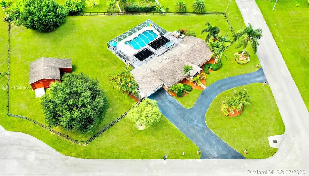 4921 SW 205th Avenue Southwest Ranches FL 33332