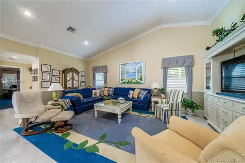 7437 SW 169th Terrace Palmetto Bay FL 33157