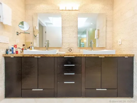 799 Crandon Boulevard Key Biscayne FL 33149