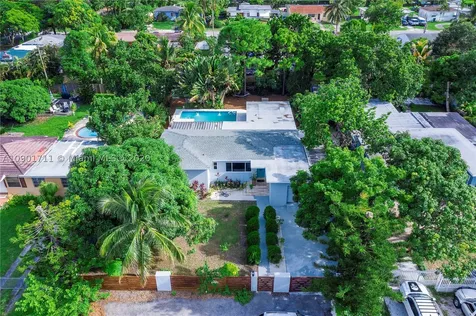 230 NW 149th Street Miami FL 33168