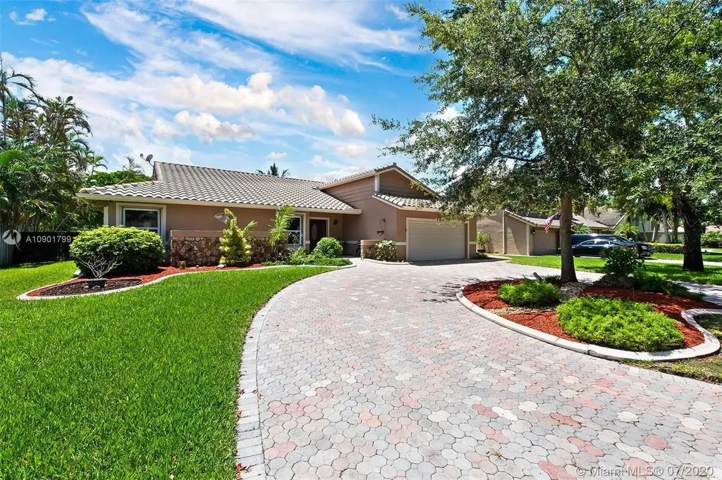 144 NW 104th Terrace Coral Springs FL 33071
