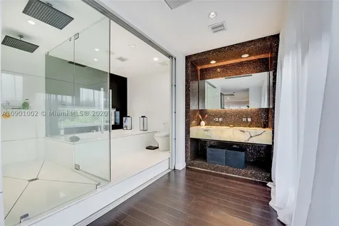 1641 SW 16th Street Miami FL 33145