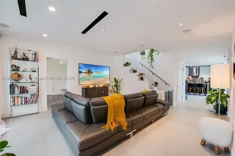 1641 SW 16th Street Miami FL 33145