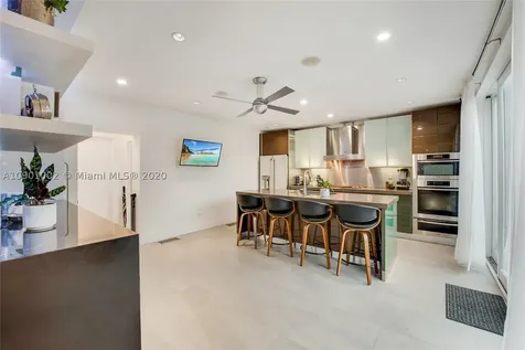 1641 SW 16th Street Miami FL 33145