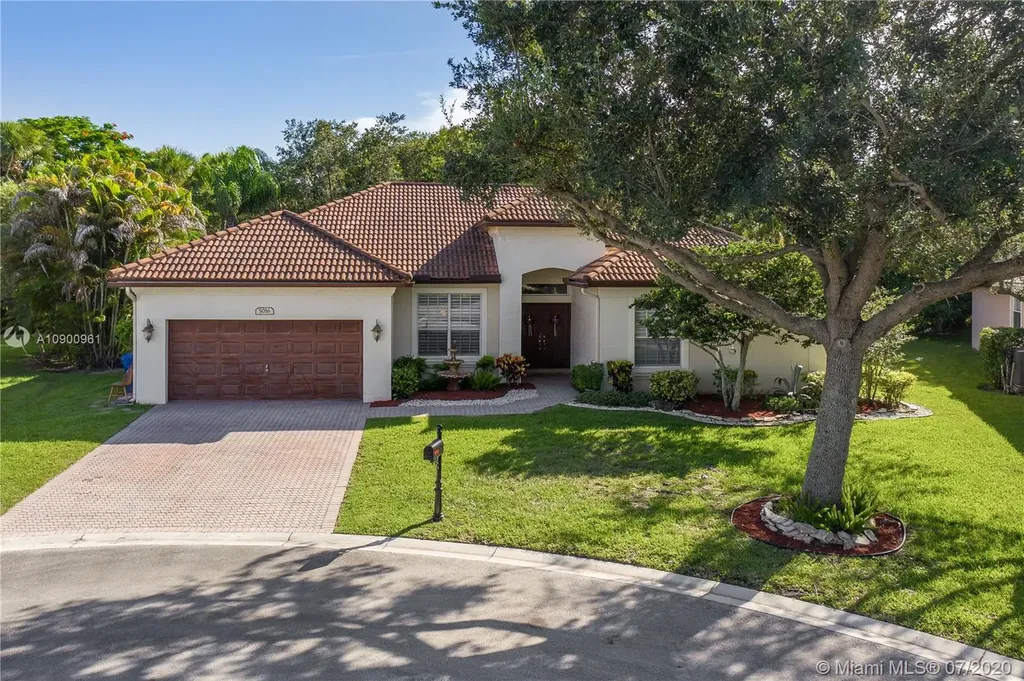 5016 NW 57th Way Coral Springs FL 33067