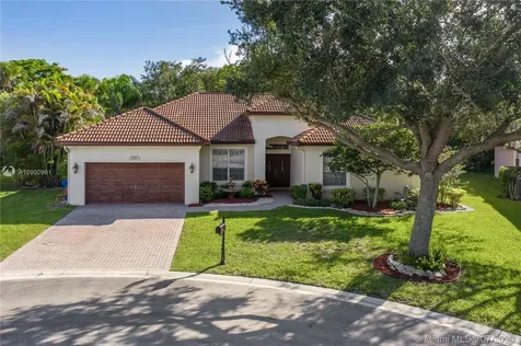 5016 NW 57th Way Coral Springs FL 33067