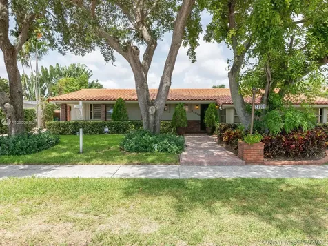 21000 NE 24th Court Miami FL 33180