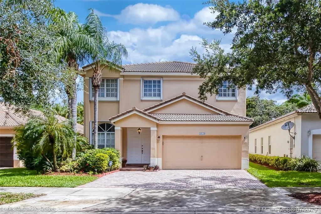 16549 Turquoise Trail Weston FL 33331