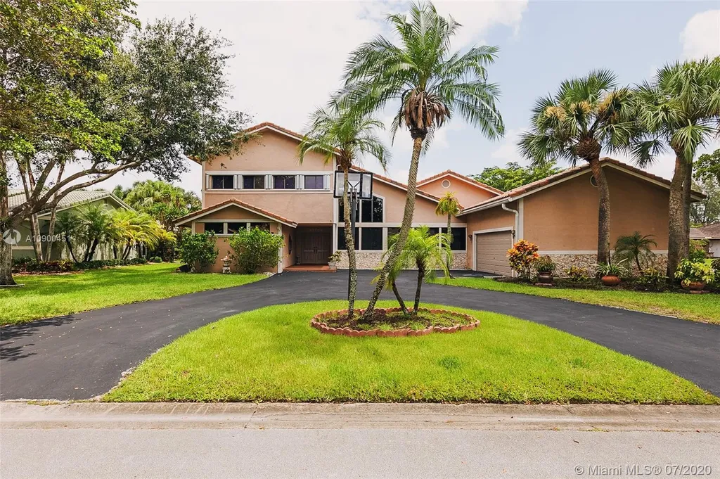 10709 NW 19th Place Coral Springs FL 33071