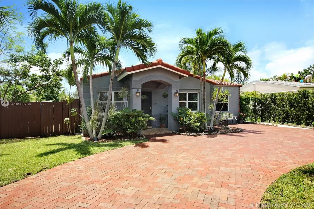 1512 Rodman Street Hollywood FL 33020