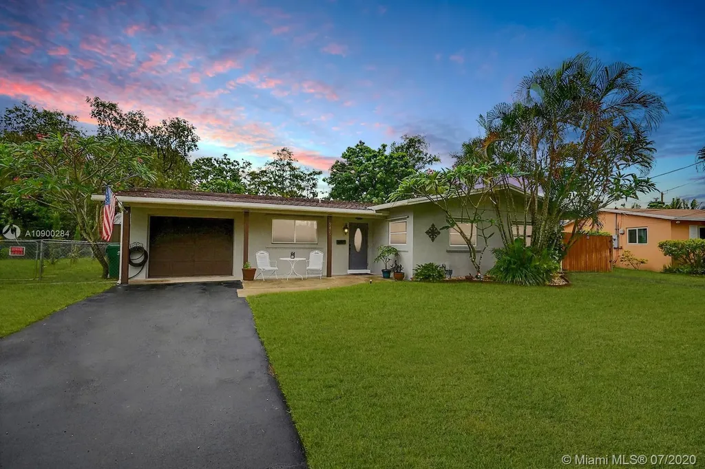 9210 SW 51st Place Cooper City FL 33328