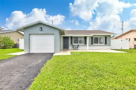 9106 NW 81st Court Tamarac FL 33321
