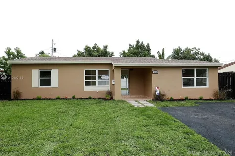 18361 NE 20th Avenue North Miami Beach FL 33179