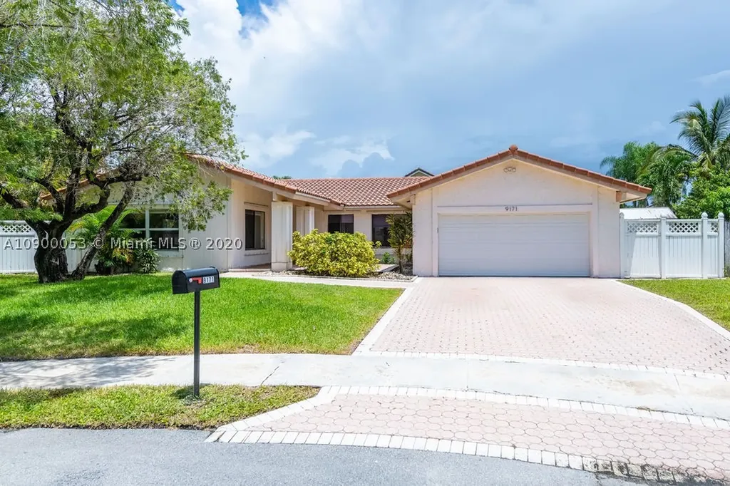 9171 NW 15th Street Plantation FL 33322
