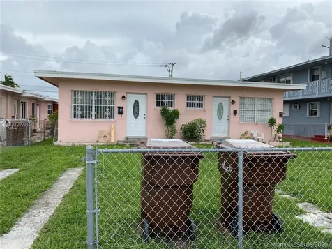 182 W 10th Street Hialeah FL 33010
