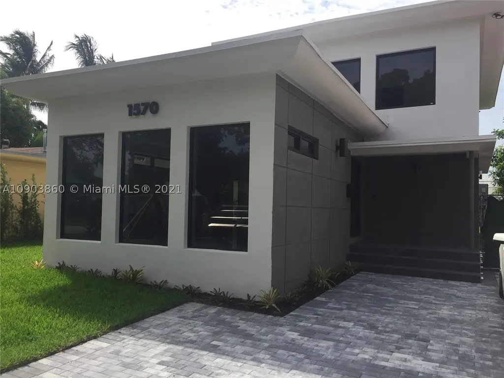 1570 Biarritz Drive Miami Beach FL 33141