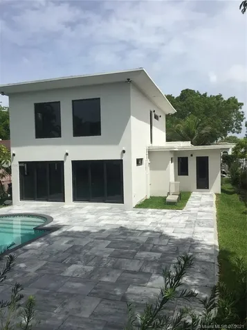 1570 Biarritz Drive Miami Beach FL 33141