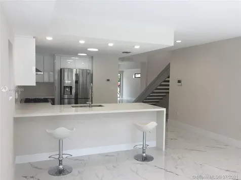 1570 Biarritz Drive Miami Beach FL 33141