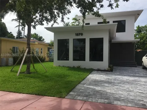1570 Biarritz Drive Miami Beach FL 33141