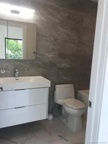 1570 Biarritz Drive Miami Beach FL 33141