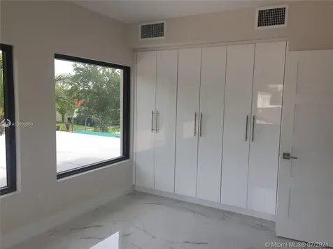 1570 Biarritz Drive Miami Beach FL 33141