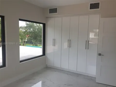 1570 Biarritz Drive Miami Beach FL 33141