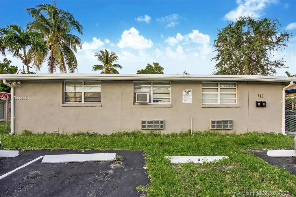 179 NW 40th Court Oakland Park FL 33309