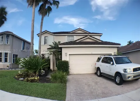 791 SW 120th Avenue Pembroke Pines FL 33025