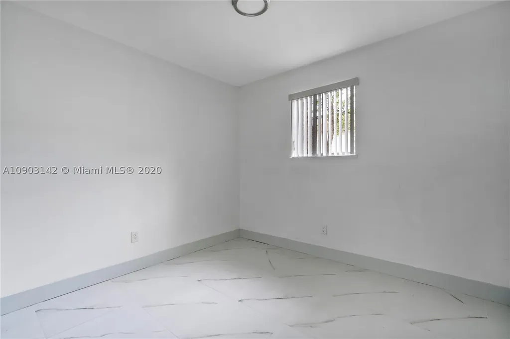 5260 NW 24th Avenue Miami FL 33142