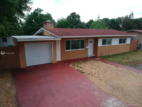 19715 N Miami Avenue Miami FL 33169