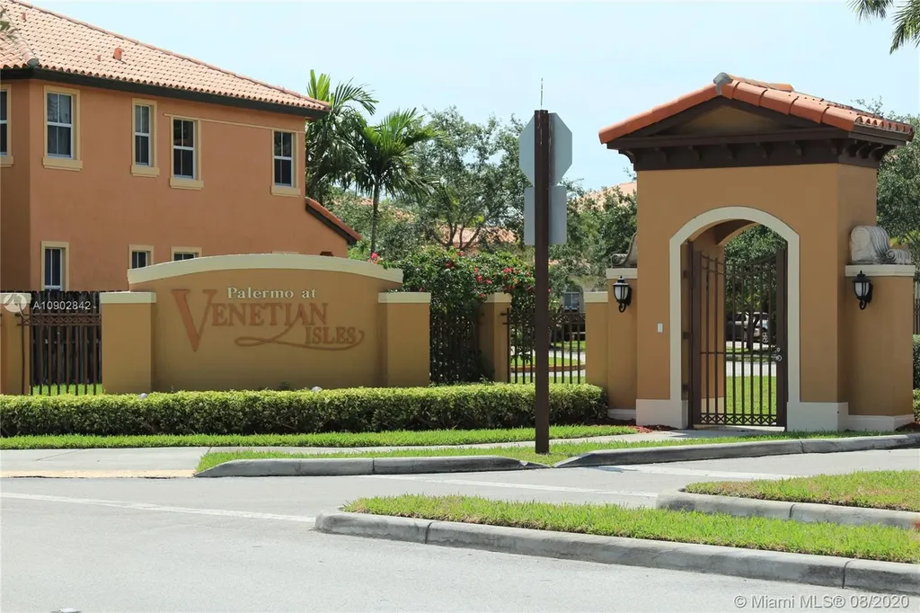 2681 SW 156th Place Miami FL 33185
