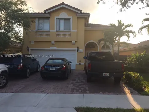 4464 NW 109th Passage Doral FL 33178