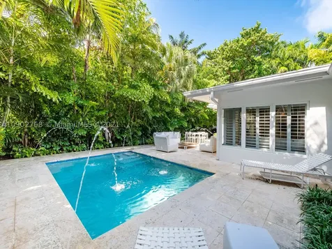 310 W Enid Drive Key Biscayne FL 33149