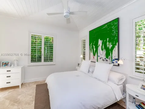 310 W Enid Drive Key Biscayne FL 33149
