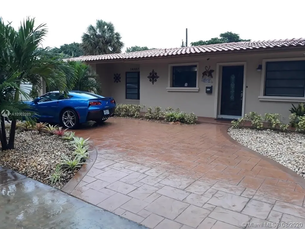 14007 Lake George Court Miami Lakes FL 33014