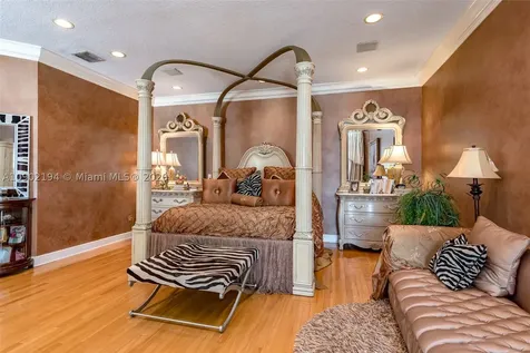 8205 NW 157th Terrace Miami Lakes FL 33016