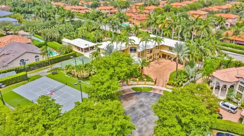 8205 NW 157th Terrace Miami Lakes FL 33016