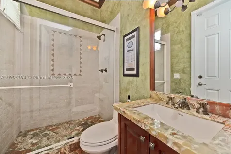 8205 NW 157th Terrace Miami Lakes FL 33016