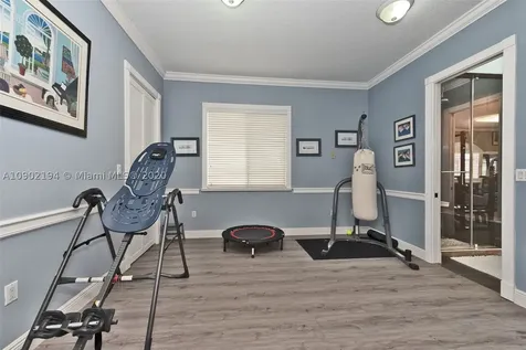 8205 NW 157th Terrace Miami Lakes FL 33016