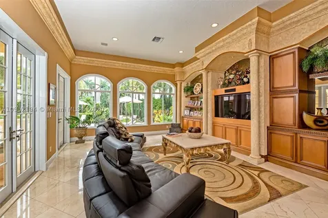 8205 NW 157th Terrace Miami Lakes FL 33016