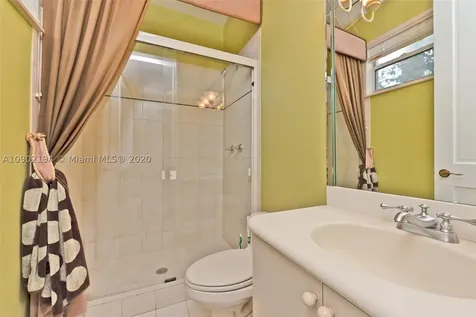 8205 NW 157th Terrace Miami Lakes FL 33016