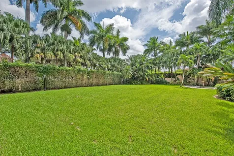 8205 NW 157th Terrace Miami Lakes FL 33016
