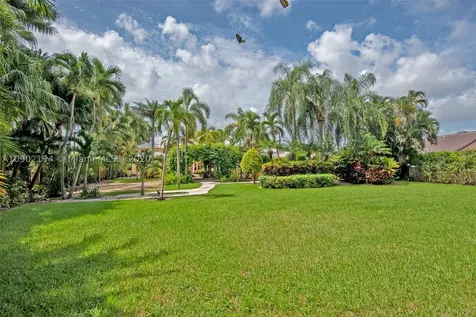 8205 NW 157th Terrace Miami Lakes FL 33016