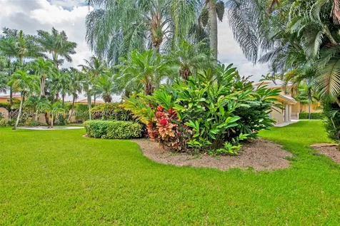8205 NW 157th Terrace Miami Lakes FL 33016