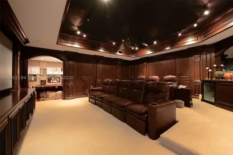 8205 NW 157th Terrace Miami Lakes FL 33016