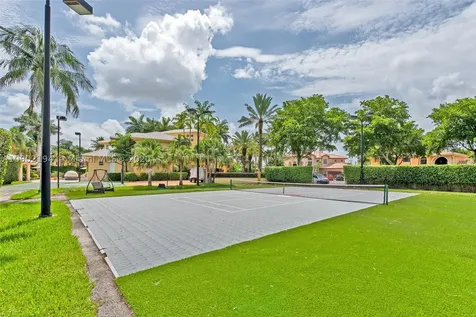 8205 NW 157th Terrace Miami Lakes FL 33016