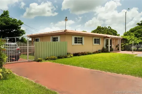 6698 SW 30th Street Miami FL 33155