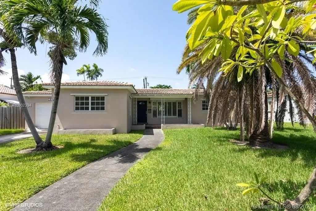 1423 Van Buren Street Hollywood FL 33020